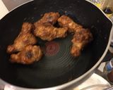 รูปขั้นตอนการทำที่ 9 ของ ปีกไก่ทอด Spicy Honey Garlic