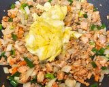 A picture of step 3 of Salmon Fried Rice with Egg.