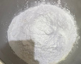Foto langkah ke 1 dari resep Kue bawang renyah.
