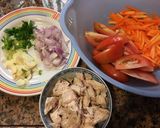 Foto langkah ke 3 dari resep Pastel rebus isi ayam tomat siram saus bayam creamy.