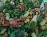 Foto langkah ke 5 dari resep Oseng Bunga Bawang Tempe Cumi.