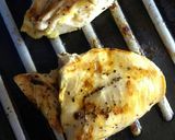 A picture of step 4 of Lemon Chicken Breast.