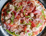 চিজ বার্স্ট সসেজ পিজ্জা (cheese burst pizza recipe in Bengali) রেসিপি ধাপ - 7 ছবি