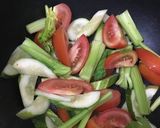 Hình bước làm 3 của món Gan xào thập cẩm