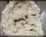 Foto del passaggio 4 della ricetta Pizza Gluten Free Con Polpo e Cipolle di Breme