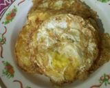 Foto langkah ke 1 dari resep Telor Ceplok Tumis Asam.