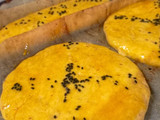 خبز بدقيق الذرة (خبز كيتوني)
