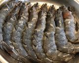 Foto langkah ke 2 dari resep Grilled barbecue prawn.