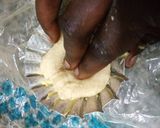A picture of step 7 of Cup pies.