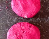 बीटरुट हार्ट शेप पिंक फुल्का (Beetroot heart shape pink fulka recipe in Hindi) रेसिपी चरण 2 फोटो