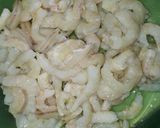 Foto langkah ke 1 dari resep Tumis Udang+kentang.