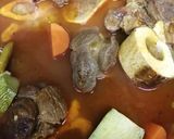 A picture of step 5 of Mole de Olla.