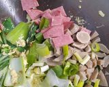 Foto langkah ke 4 dari resep Kwetiaw Goreng.