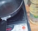 รูปขั้นตอนการทำที่ 1 ของ ผัดเส้นบุกสาหร่าย,หน่อไม้,ไข่,หมูสับ