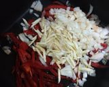Foto del paso 1 de la receta: Solomillo a la cerveza, ensalada de apio manzana verde y nueces