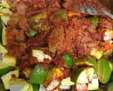 A picture of step 4 of Mango pickle/Avakaya.