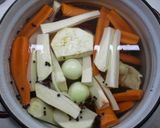 Gyöngyözve 🔥 főtt klasszikus ✨ tyúkhúsleves 🍲 recept fázis 3 fotója