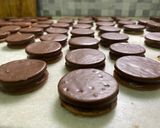 Foto del paso 5 de la receta: Alfajores de chocolate