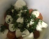 Foto del paso 2 de la receta: Tomates cherry con mozzarella de búfala y pesto