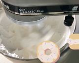 Foto del paso 2 de la receta: Glasé Royal Icing con Albúmina para decorar Cookies 🍪