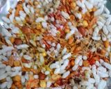 A picture of step 2 of Chatpati Jhalmuri.