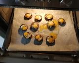 Foto del paso 3 de la receta: Champiñones rellenos de queso azul y huevos de codorniz
