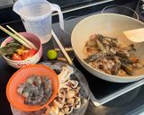 Foto langkah ke 1 dari resep Tom Yum Goong Simple.