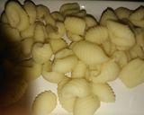 Foto del paso 3 de la receta: Ñoquis express de sémola en cinco minutos⌚🍝
