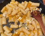 Foto del paso 6 de la receta: Rigatoni con salsa de Calabaza y Roquefort !!!!