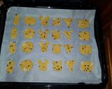 Foto del paso 3 de la receta: Galletas de mantequilla con chips de chocolate y ralladura de na