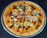 Foto langkah ke 10 dari resep Simple Pizza Rumahan.