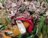 Foto langkah ke 3 dari resep Oseng cabe ijo Kikil buncis.