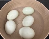 Hình bước làm 1 của món Trứng vịt lộn um bầu