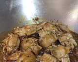 A picture of step 5 of Chicken Wings Stuffed with Thread Mushroom.
