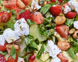Foto del paso 2 de la receta: Ensalada de fresas y uvas verdes
