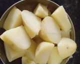 पोटॅटो क्रिस्पी स्टीक्स & बाईट्स रेसिपी स्टेप 1 फोटो 