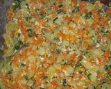 Foto langkah ke 3 dari resep Risol sayur.