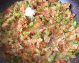 A picture of step 8 of Pav Bhaji.