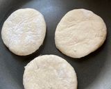 A picture of step 7 of English Muffins.