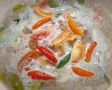 Foto langkah ke 3 dari resep Asem-asem Daging Ayam.