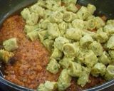राजस्थानी बेसन के गट्टे (Rajasthani besan ke gatte recipe in Hindi) रेसिपी चरण 6 फोटो