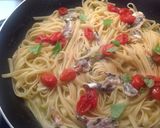Foto del passaggio 3 della ricetta Linguine rigate con sarde all'arancia, datterini confit e bottarga