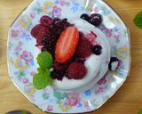 Une image de l'étape 10 de 🍓 Pavlova aux Fruits Rouges.