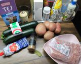 Balkán muszaka burgonyával és cukkinivel recept fázis 1 fotója