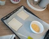 Foto del paso 1 de la receta: Tartaletas de hojaldre con bacalao y gulas