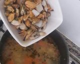 Foto del paso 4 de la receta: Sopa de mariscos
