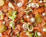 Foto del paso 7 de la receta: Salmón ahumado con encurtidos