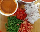 A picture of step 2 of Pav Bhaji.