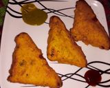 A picture of step 8 of Bread pakoda.