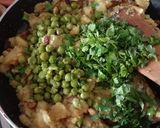 આલુ કેપ્સિકમ સમોસા (samosa recipe in Gujarati) રેસીપી સ્ટેપ2ફોટો